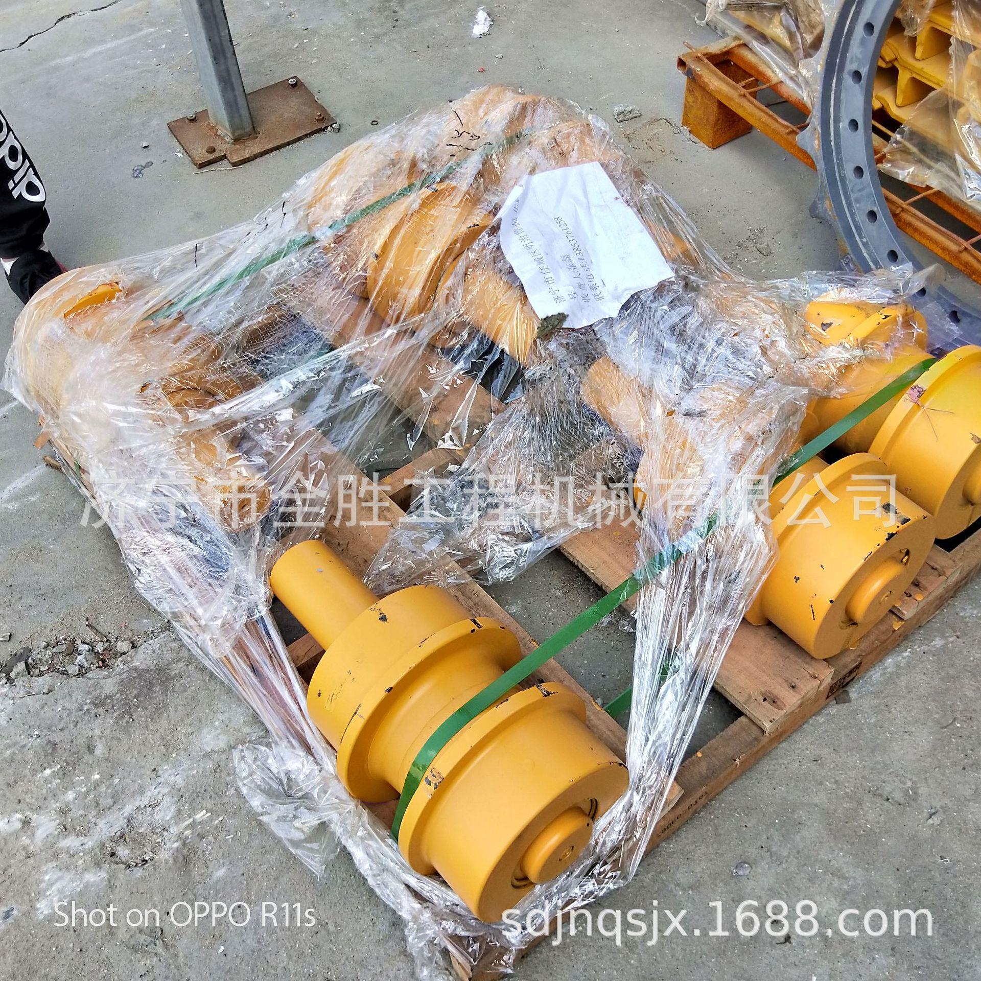 D355推土机拖轮195-30-00254 履带总成195-32-02003