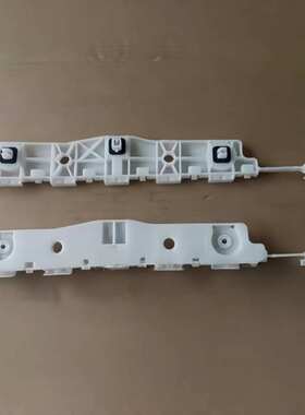 郑州汽车配件NV200前保险杠支架前杠挂耳保险杠卡扣前杠卡扣