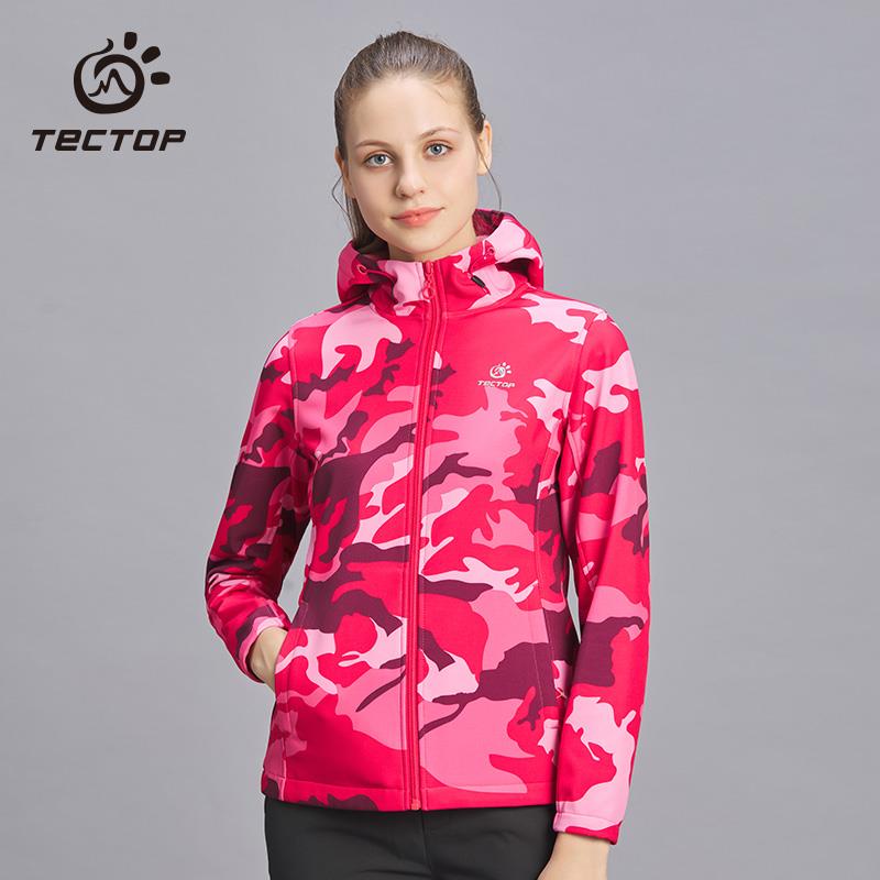 探拓新款软壳登山服女迷彩抓绒衣冲锋衣女潮牌韩国户外防风外套