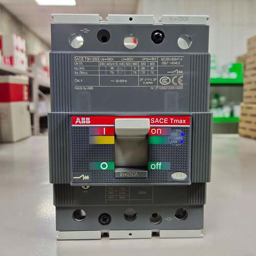 ABB断路器XT1N160 TMD40-450 FF 3P库存