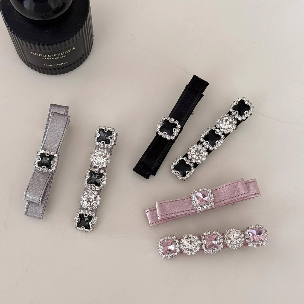 在逃公主~千金感满钻缎面丝光蝴蝶结发夹侧边刘海夹可爱精致头饰,饰品/流行首饰/时尚饰品新,发饰,淘宝优惠券,粉丝福利购,淘宝优惠卷