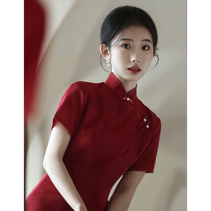 红色旗袍敬酒服新娘2024w新款改良年轻款新中式结婚回门订婚礼服