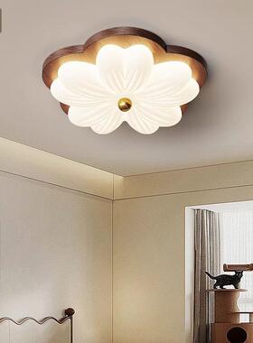 法式中古风LED吸顶灯卧室灯复古胡桃木纹全光谱护眼灯主卧房间灯