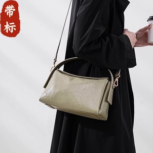 宣璐同款半葫芦坡飞檐包 头层牛皮枕头包新款单肩斜挎hobo包女