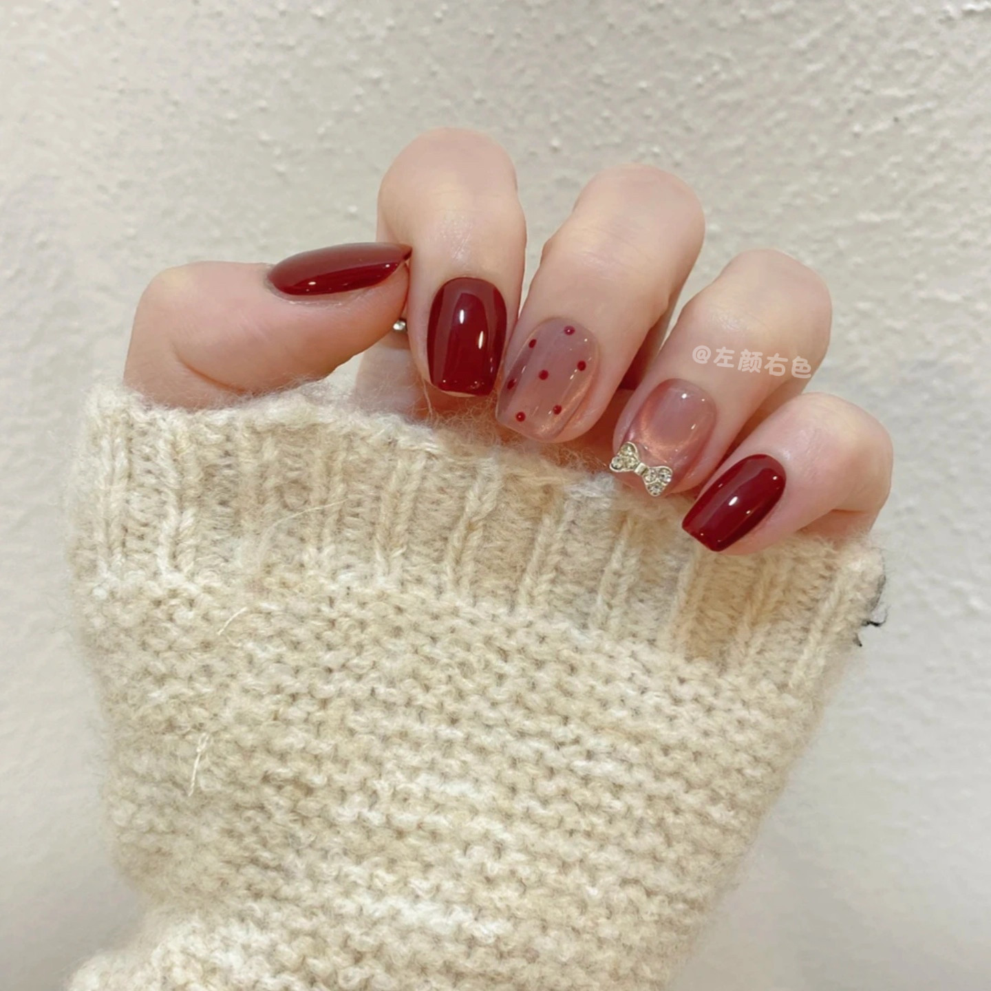 手工穿戴甲2026新款酒红色波点玻璃珠猫眼美甲气质显白成品指甲贴,彩妆/香水/美妆工具,穿戴甲/甲片,淘宝优惠券,粉丝福利购,淘宝优惠卷