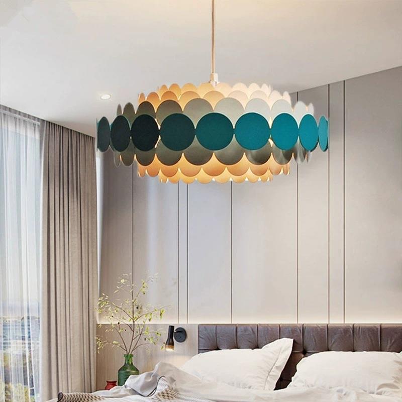 北欧创意个性简约客厅吊灯后现代轻奢彩色甜甜圈卧室吊灯