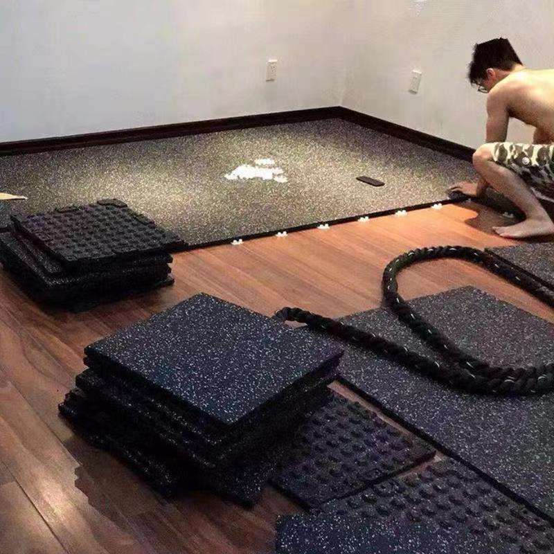 防震橡胶地板地胶隔音地垫家用户外减震区地砖力量运动地板健身房