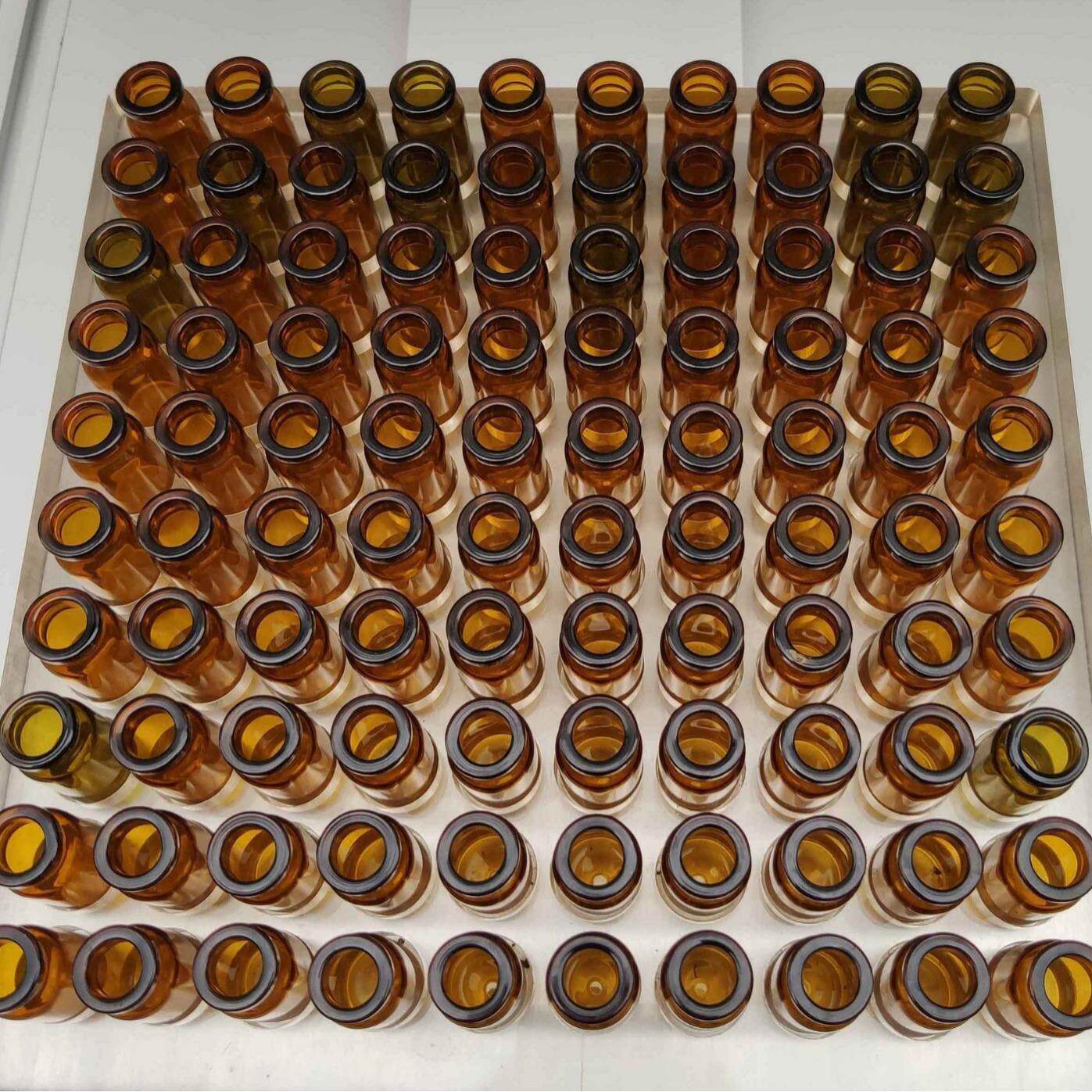 玫瑰精华乳液纯露香水裂解液药品试药西林瓶灌装机分液机灌装机