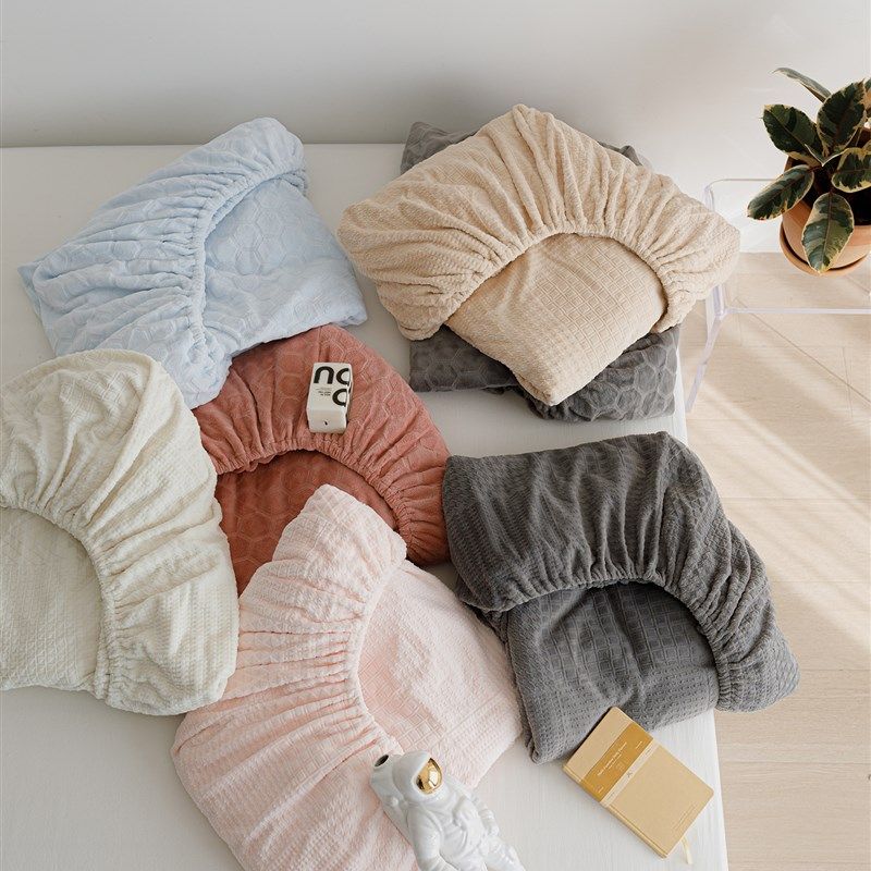 极速秋冬款纯f色简约A类雕花绒牛奶绒床笠 保暖纯色床罩保护套单,床上用品,床笠,淘宝优惠券,粉丝福利购,淘宝优惠卷