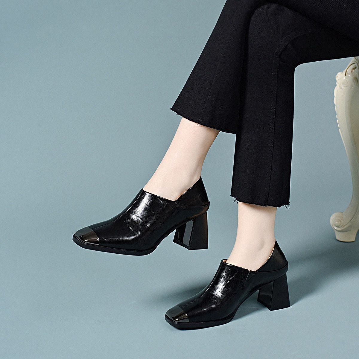 法式气质单鞋女2025春季新款铁包头方头深口女鞋一鞋两穿女高跟鞋,女鞋,浅口单鞋,淘宝优惠券,粉丝福利购,淘宝优惠卷