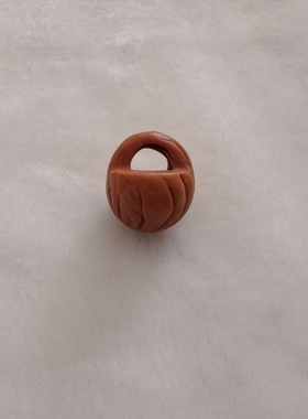 纯手工雕刻龙纹桃核桃篮野生