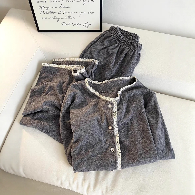 复古慵懒感蕾丝拼接纯棉睡衣女冬