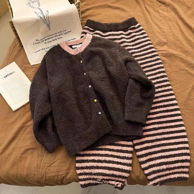 冬天浅粉色条纹针织半边绒睡衣女