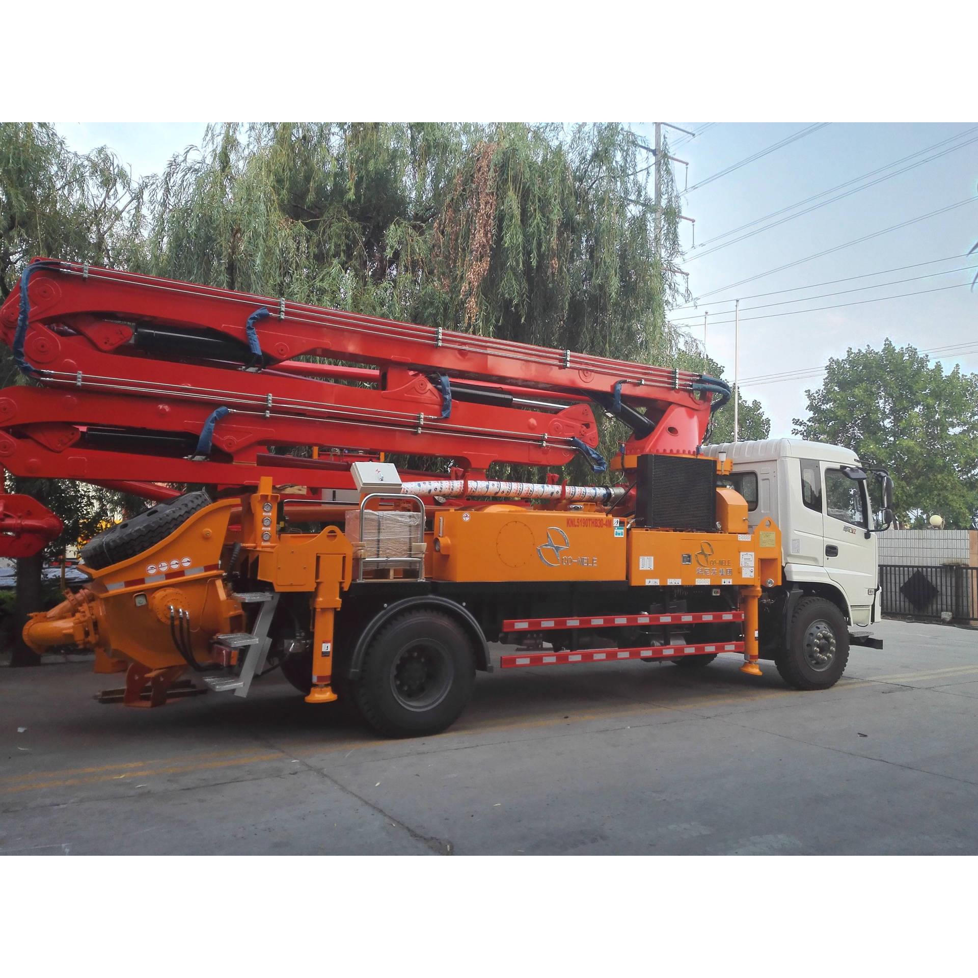 混凝土小泵车 混凝土输送车 建房地基 输送混泥土泵车 农建用泵车