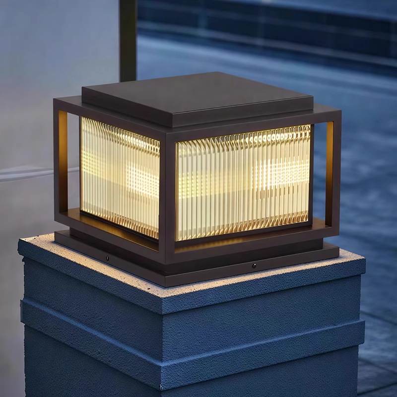 铝合金太阳能柱头灯别墅庭院大门