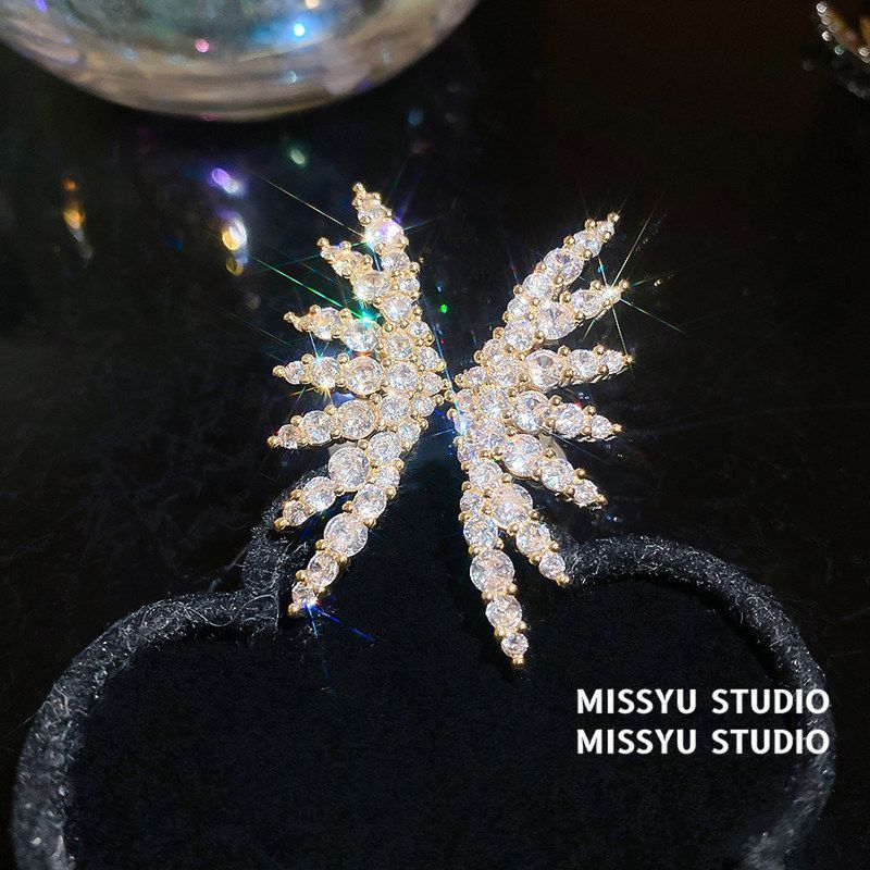 轻奢耳饰女锆石的女！满钻高级
