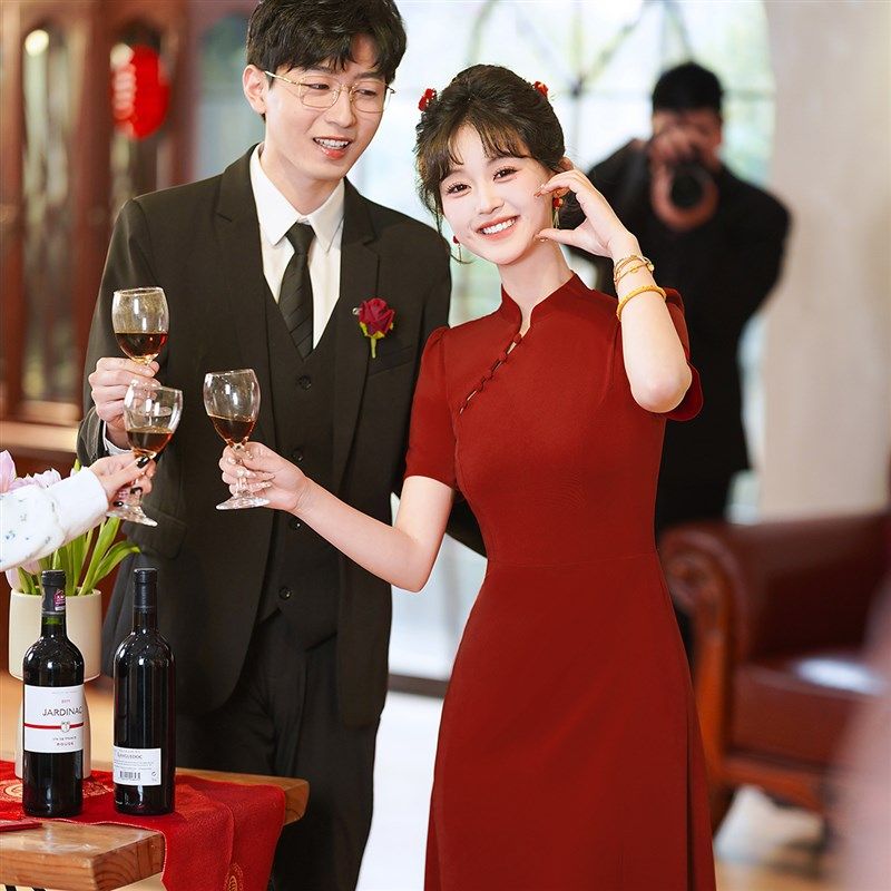 敬酒服新娘结婚红色旗袍订婚礼服裙女平时可穿秋冬短袖中式连衣裙