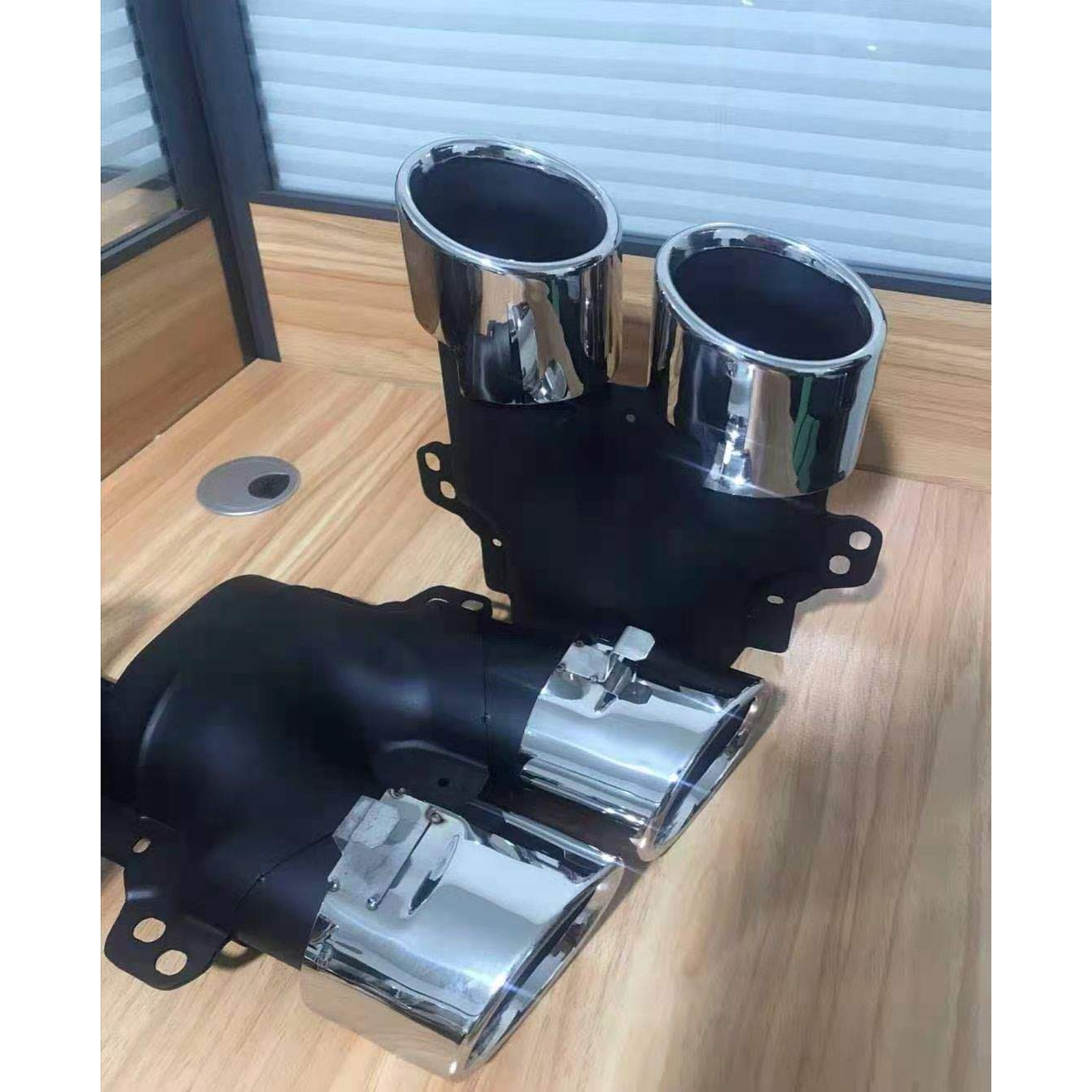 适用于19奔驰C级W205C180C200C260C300改装C43四出圆口排气管尾喉