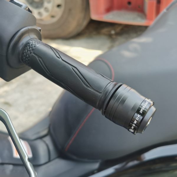 适用电动车极核AE6 AE8 AE8+ 改装不锈钢加重车把堵头手把堵头塞