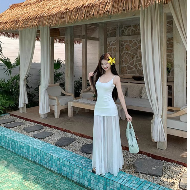 【明星同款】网纱拼接针织吊带连衣裙女夏季白色修身度假裙子温柔