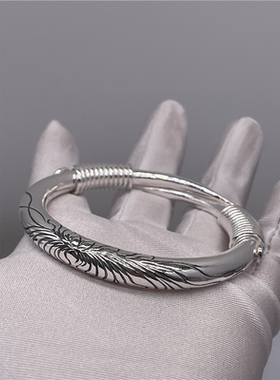 纯银工匠足999手镯定制传