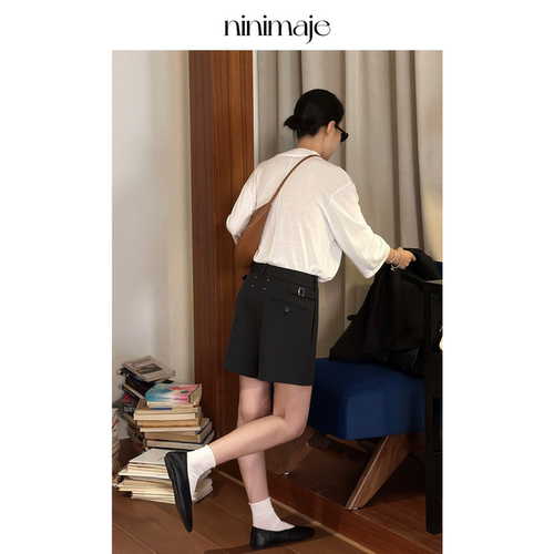 简约休闲老钱短裤女舒适