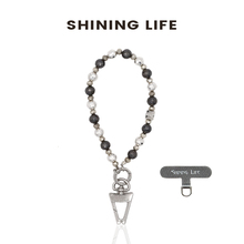 SHINING LIFE原创设计师款黑马里轰手机链车钥匙扣挂饰双耳链条防丢挂绳手腕短款高端精致串珠手机壳链条女款