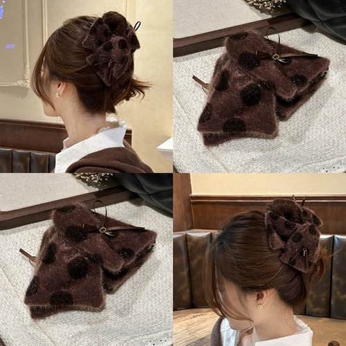 波点毛绒三角抓夹女鲨鱼夹2025新款高级感后脑勺大号发夹秋冬发饰
