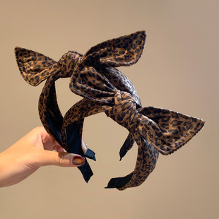 豹纹立体蝴蝶结发箍女2025新款高颅顶头发压法发卡洗脸头箍时尚