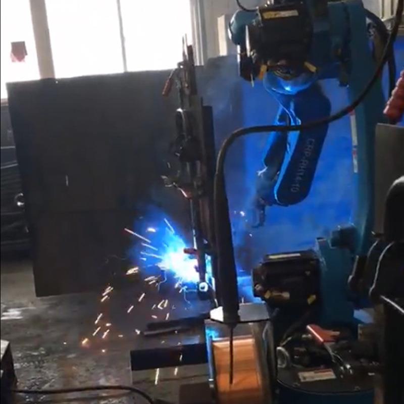 现货焊接机器人工业六轴机器人关节机械手双机移动升降机器人厂家