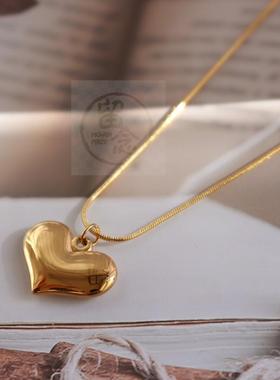 极速。Ins style simple and versatile large peachT heart soli