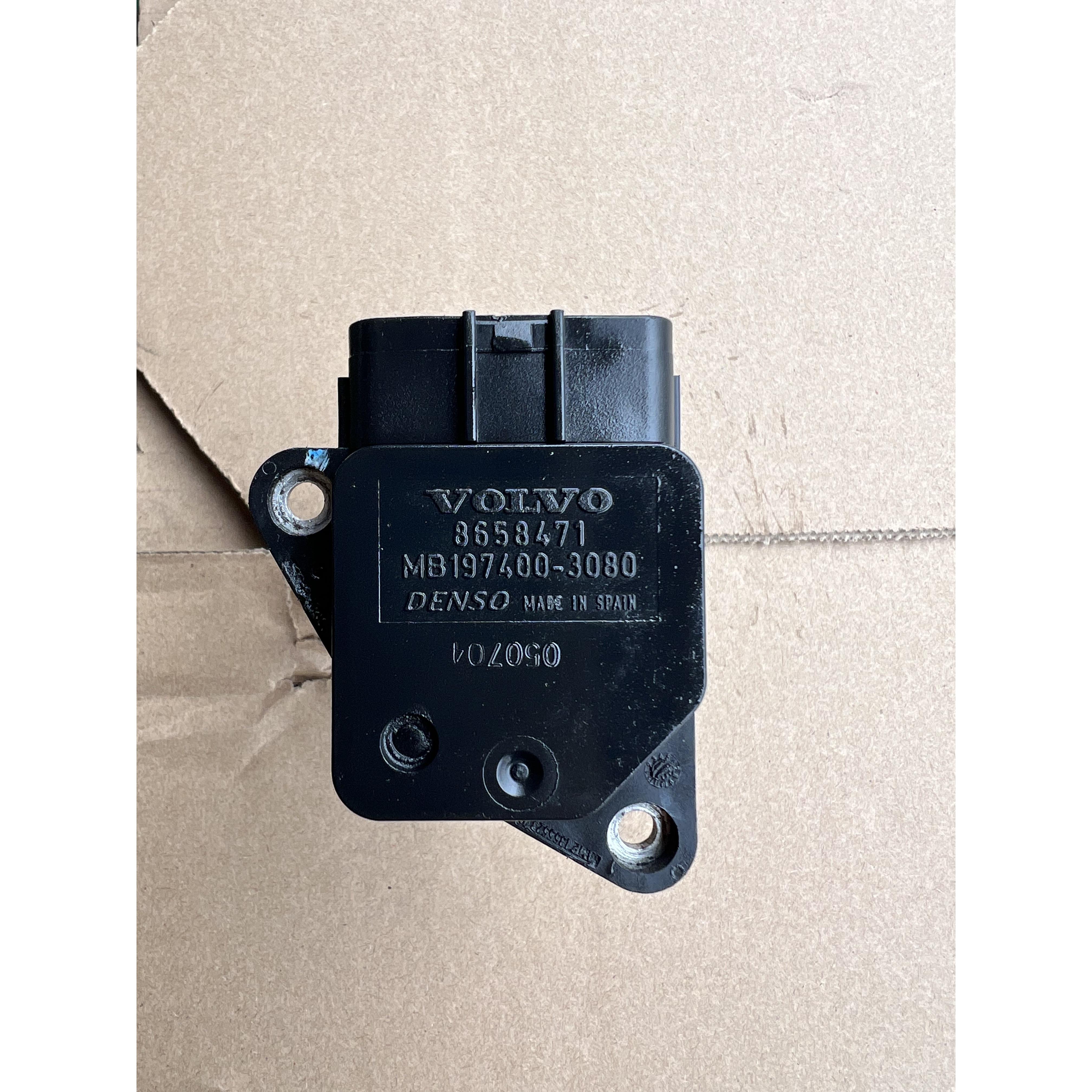 适配沃尔沃S40/S60/S80/C30/V50/C70空气流量计 原装进口拆车件