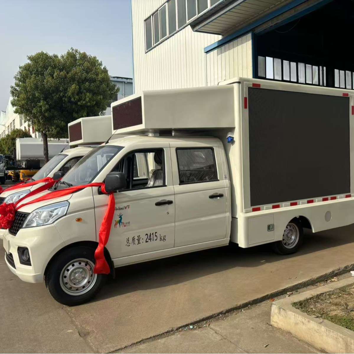 出口广告车舞台车购车 解放LED广告宣传车 LED流动彩屏舞台车