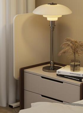 床边桌可移动卧室床上懒人电脑桌小型家用学习办公可升降折叠新品