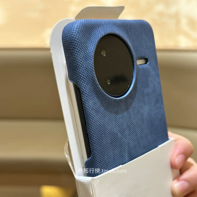 不一样的蓝！红米K80牛仔布纹壳