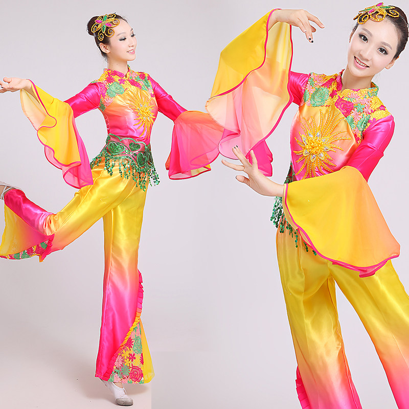 新款大秧歌服中老年女装扇子舞蹈服戏剧民族服装现代广场排舞舞台
