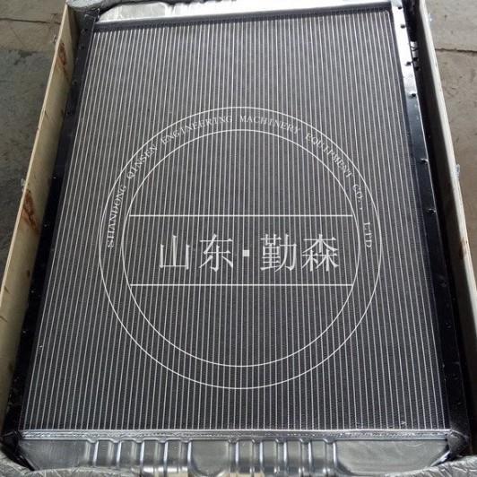 装载机配件各种型号齐全D65水箱14G-03-21110