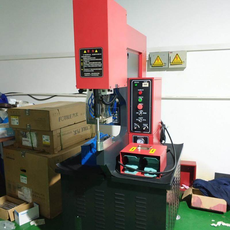 液压压铆机螺母螺钉螺柱螺帽防手压可自检全液压驱动自动送料压铆