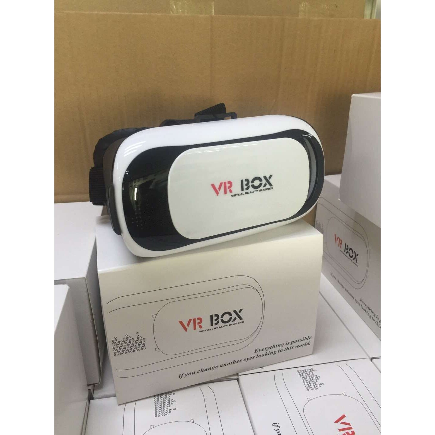 vr眼镜一体机vrBOX二代头戴手机电影游戏数码眼镜一体机虚拟现实