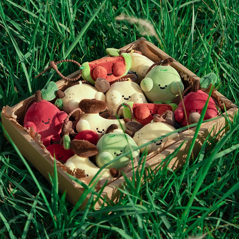 2025年新款钥匙扣女生汽车小挂件可爱精致高级感毛绒玩偶公仔高端