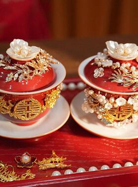 换过的土司茶杯婚庆套一对有盖的碗和筷子红色喜庆的婚礼碗嫁妆茶