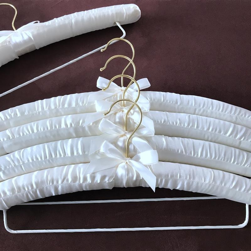 【天猫正品】42cm无痕包布衣架宽肩丝绸布艺衣服挂软海绵衣服撑子