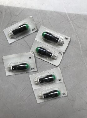 IDEC和泉AP8M AP1M122G AP1M122R AP1M122Y AP1M222 W指示灯绿色G