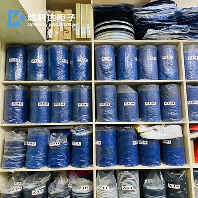 ADS830E ADS830 8位AD模数转换器 封装SSOP20 全新原装