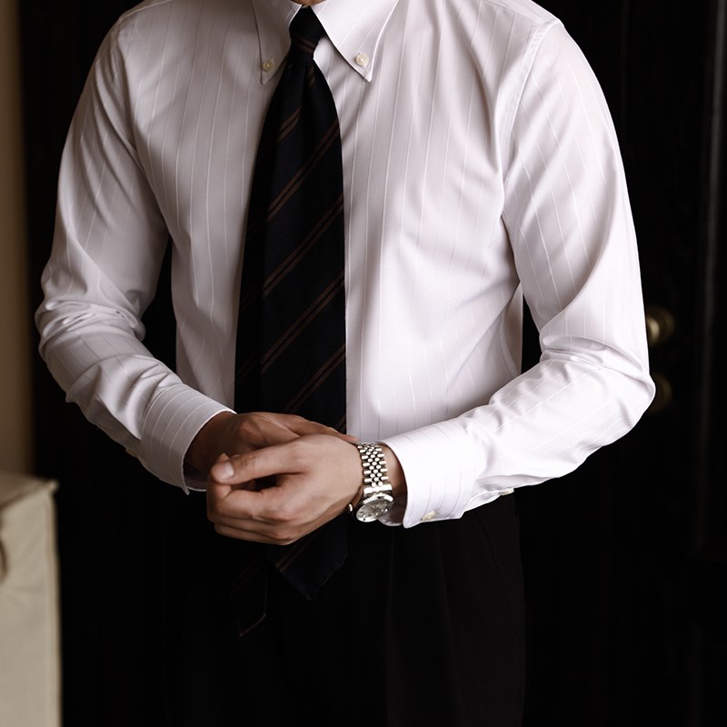 休闲条纹白衬衫男春夏免烫商务扣领上衣绅士修身百搭青年尖领衬衣