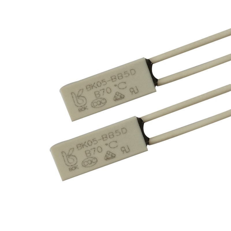 温控开关KSD9700 进口超小小体积 30-155度 热保护器热敏温控开关