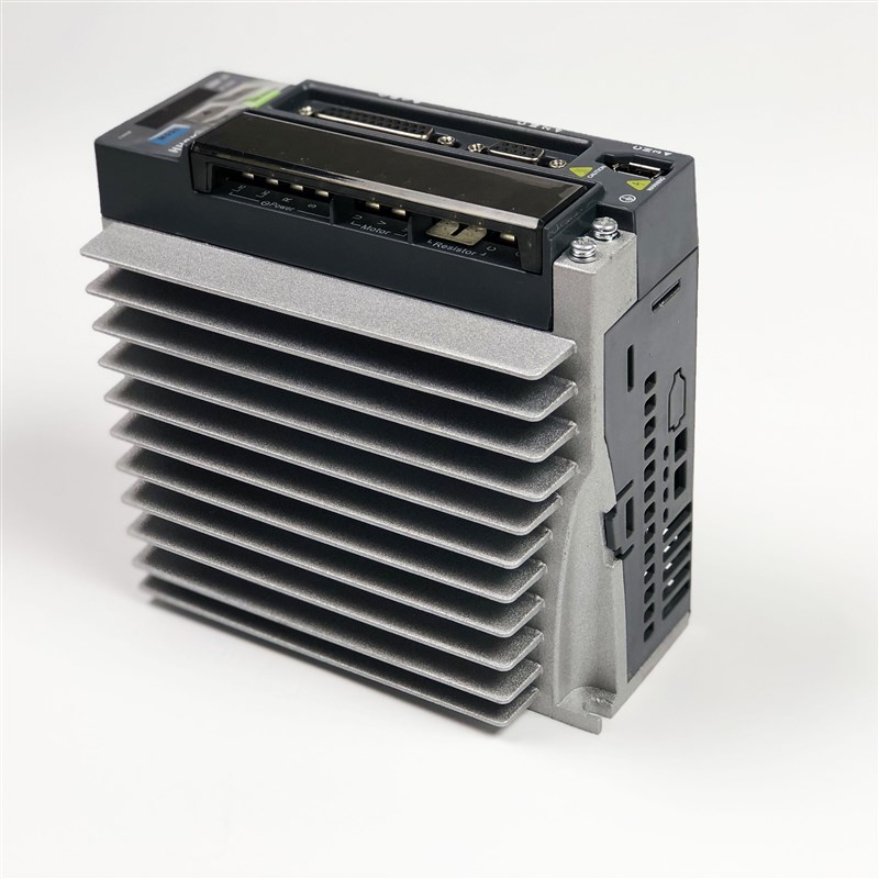 伺服电机伺服驱动器套装控制系统套装0.75KW 电焊机配专线量大优