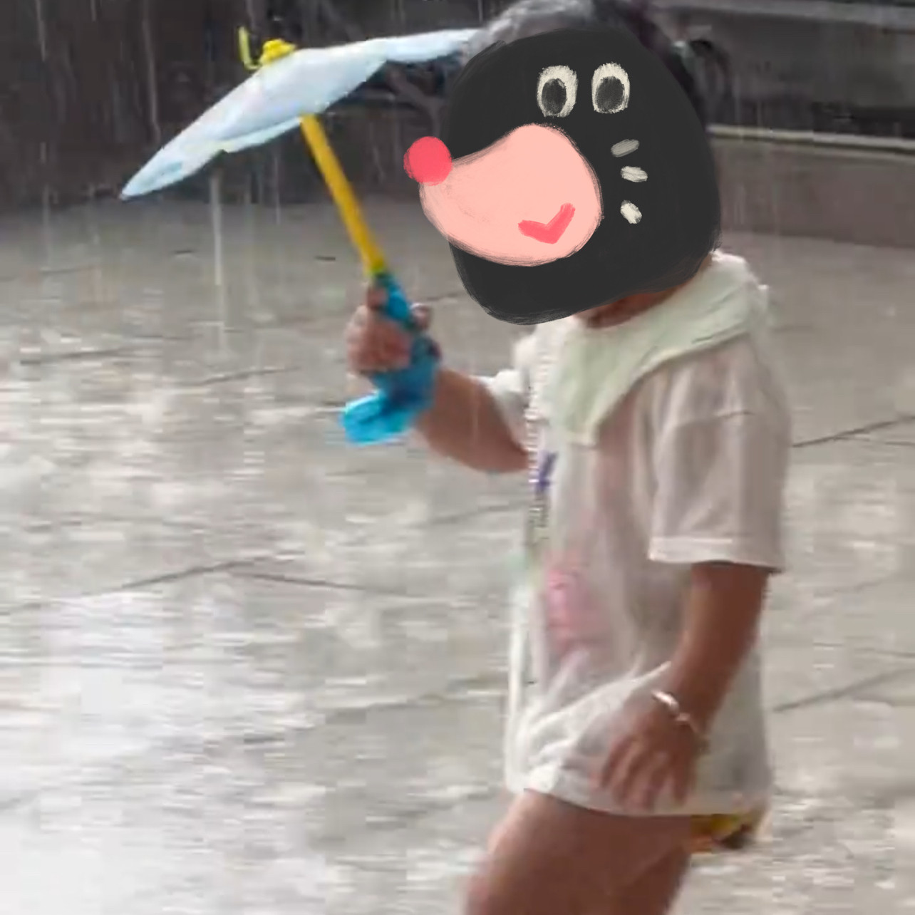 防水玩具儿童卡通创意雨伞按压喷水枪新款可爱2026雨伞水枪玩具