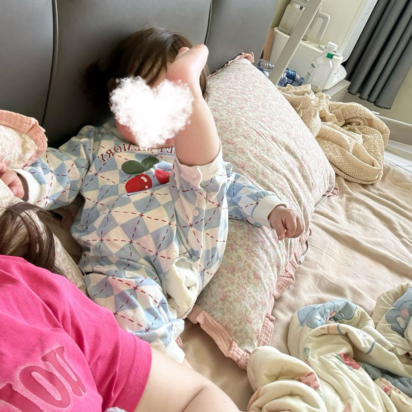 菱格纹小樱桃哈衣新款夏季春秋可爱蓝色睡衣男女童同款连体衣