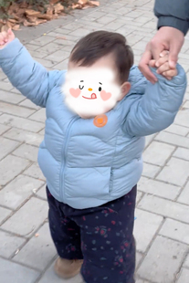 蓝色清新儿童羽绒服冬季保暖男女童外套宝宝冬装上衣可爱纯色